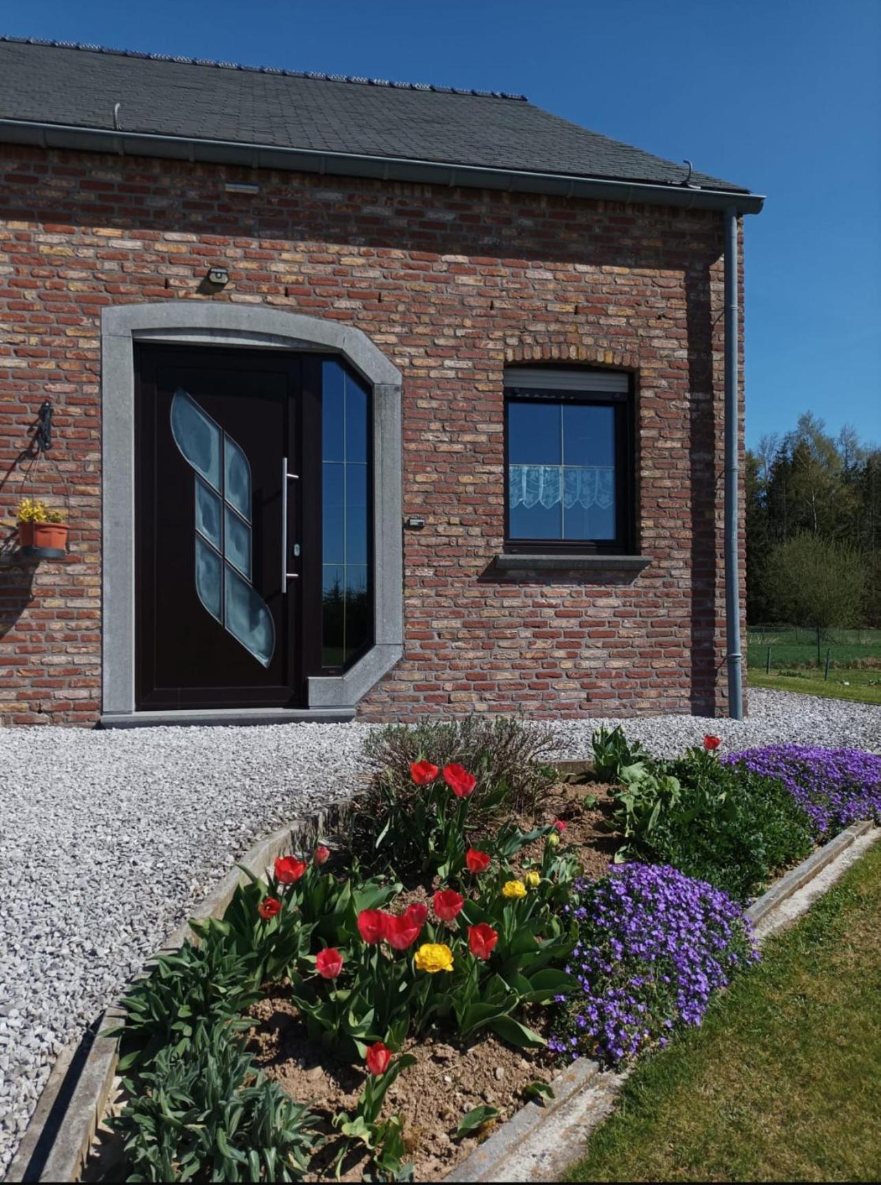 Ferienwohnung L'Evasion Du Berger Australien Couvin Exterior foto
